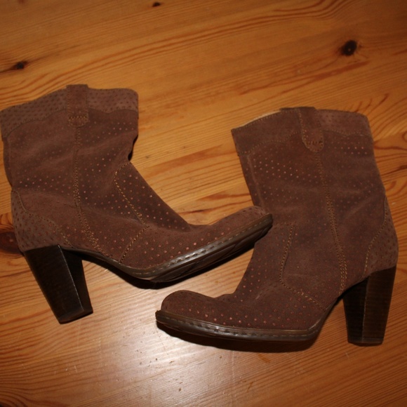 Born Dot Suede Boots - Picture 1 of 8